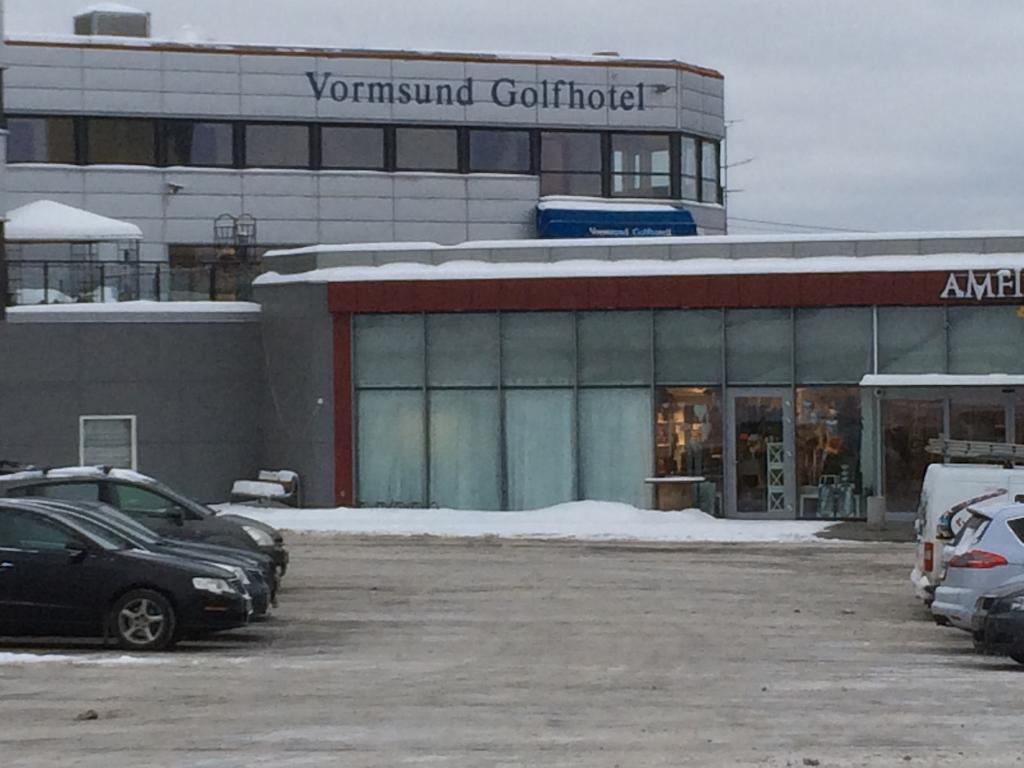 Vormsund Golf Hotell Bed Breakfast エクステリア 写真